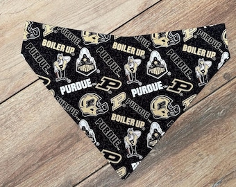 Slip-on bandana made with licensed Purdue fabric