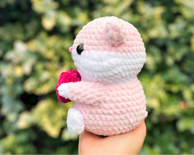 Valentine's Day Hamster Plushie Crochet Pattern - Heartfelt DIY Gift, digital pattern image 4
