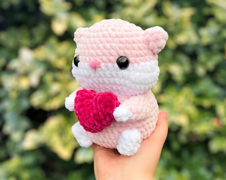 Valentine's Day Hamster Plushie Crochet Pattern - Heartfelt DIY Gift, digital pattern image 3