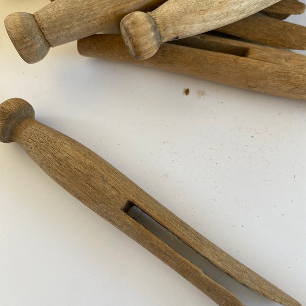 Lot of vintage early 1900’s wood clothespin