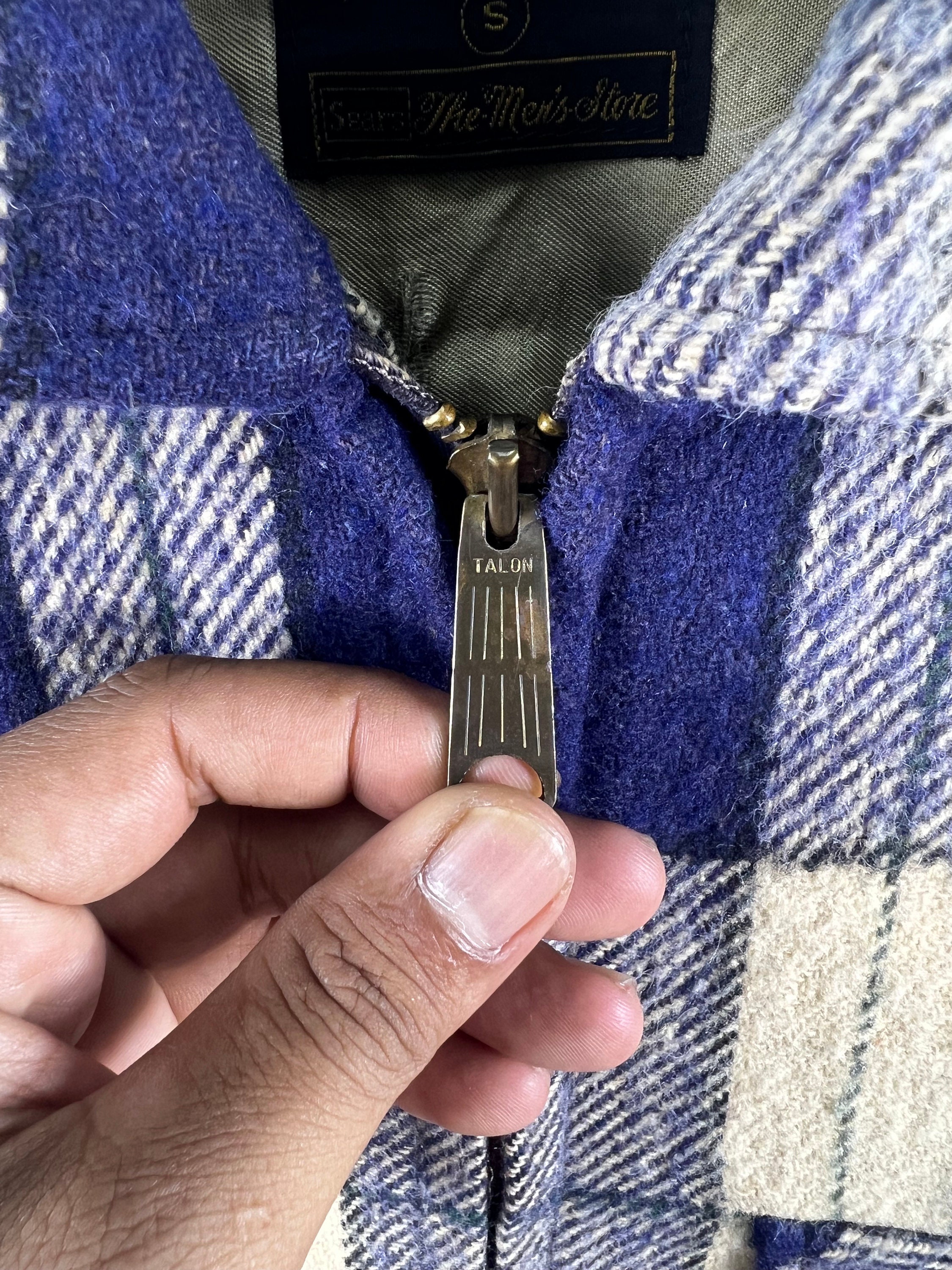 Vintage Distressed 60s 70s SEARS Made in Usa Wool Tartan Vintage Distressed 60s 70s SEARS Made in Usa Wool Tartan