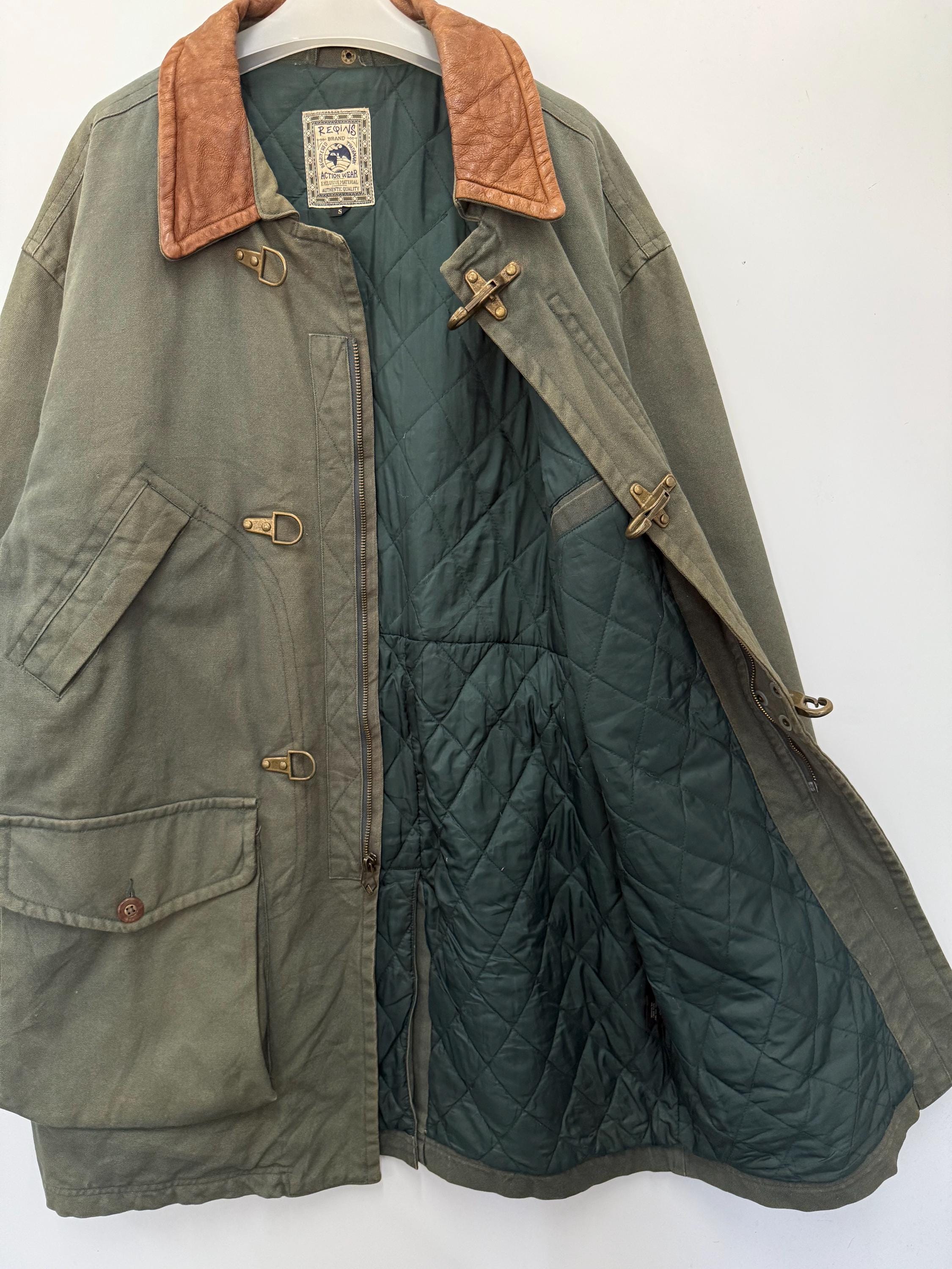 L.L.Bean ‘80 USA製デニムジャケット　XL ヴィンテージ レキンス アクションウェア バーンコート：ダメージ加工