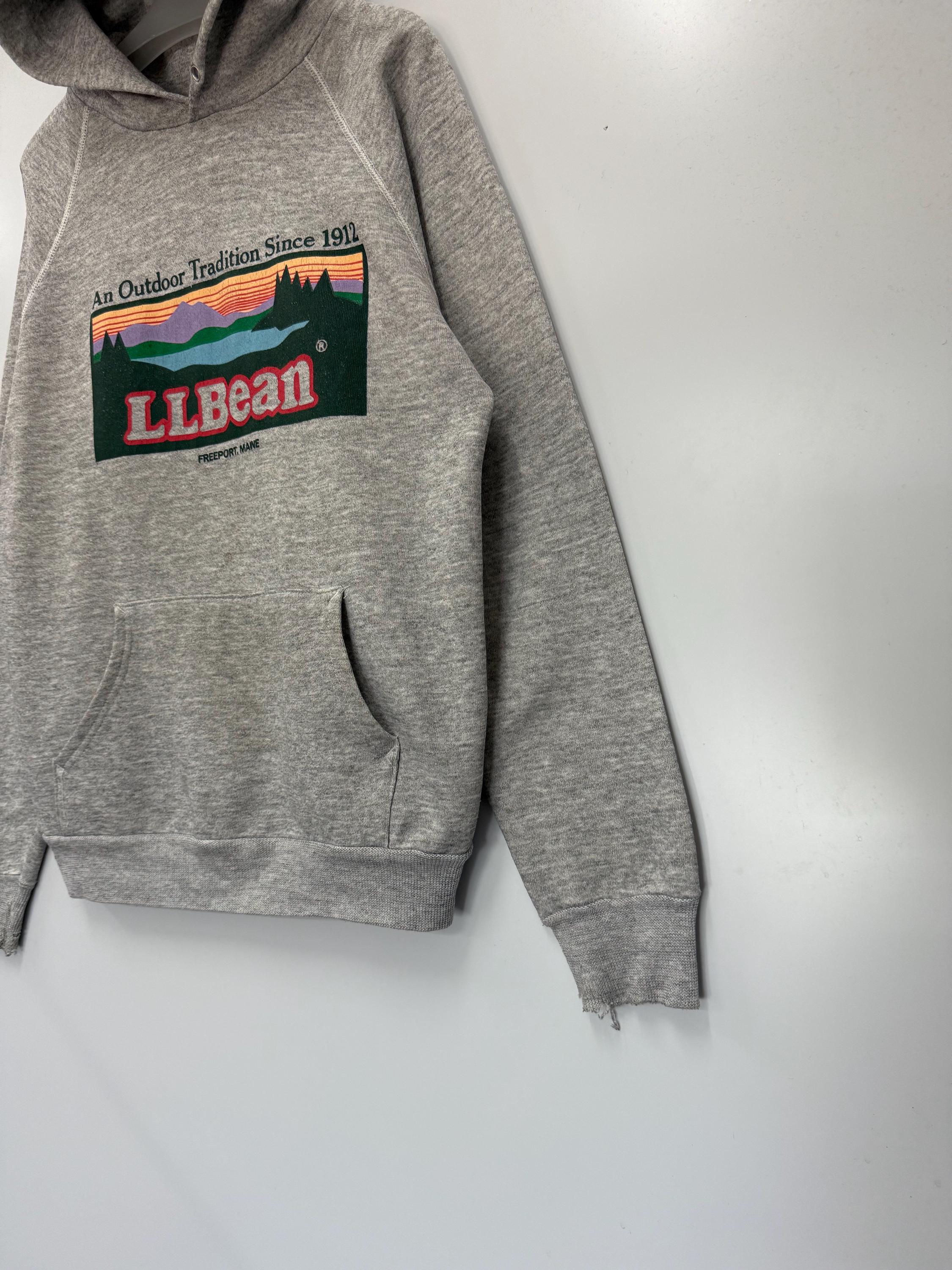 Vintage 90's L.L Bean USA Iconic Logo Outdoor Streetwear