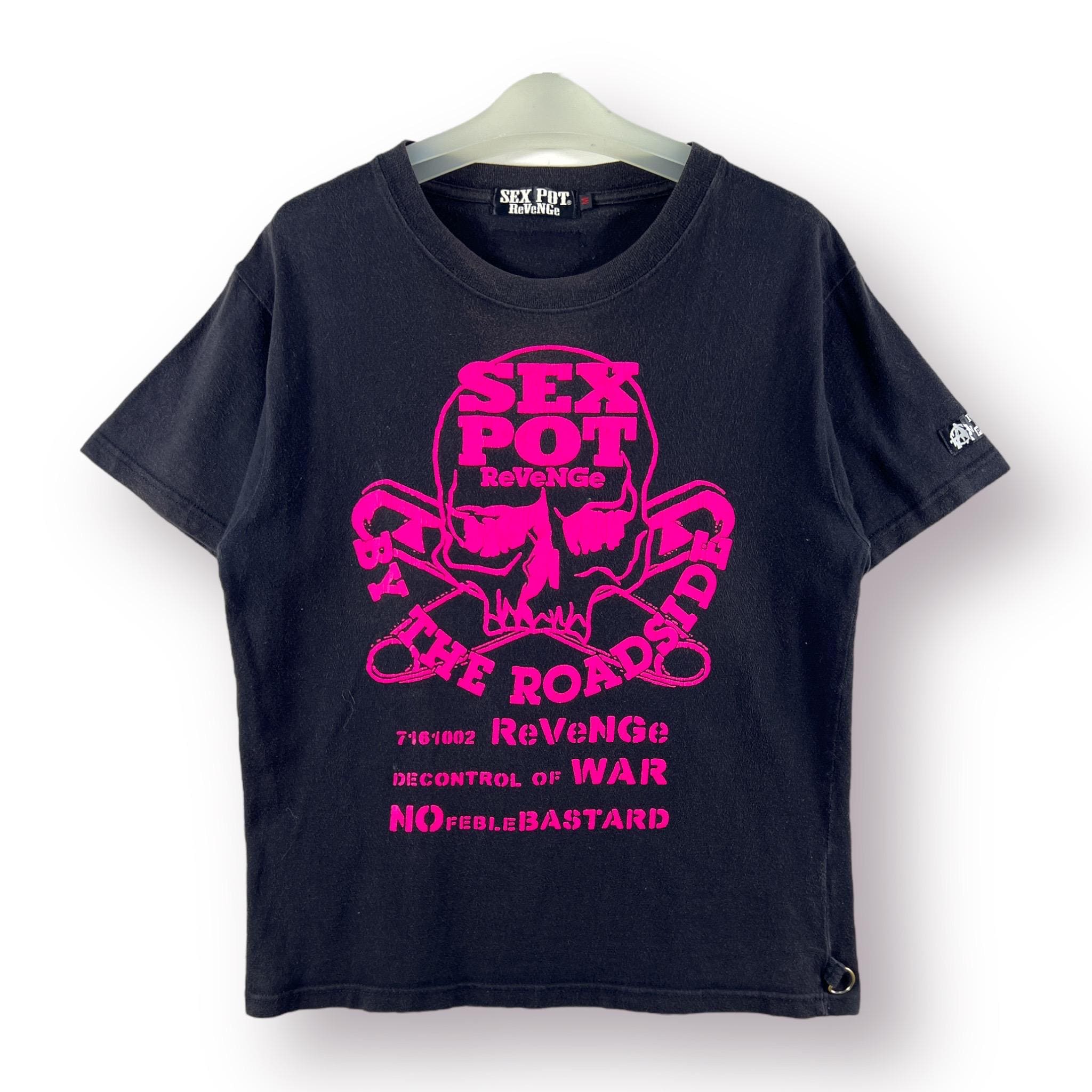 Vintage Japanese Brand Sex Pot Revenge Punk Spirit Skull Short