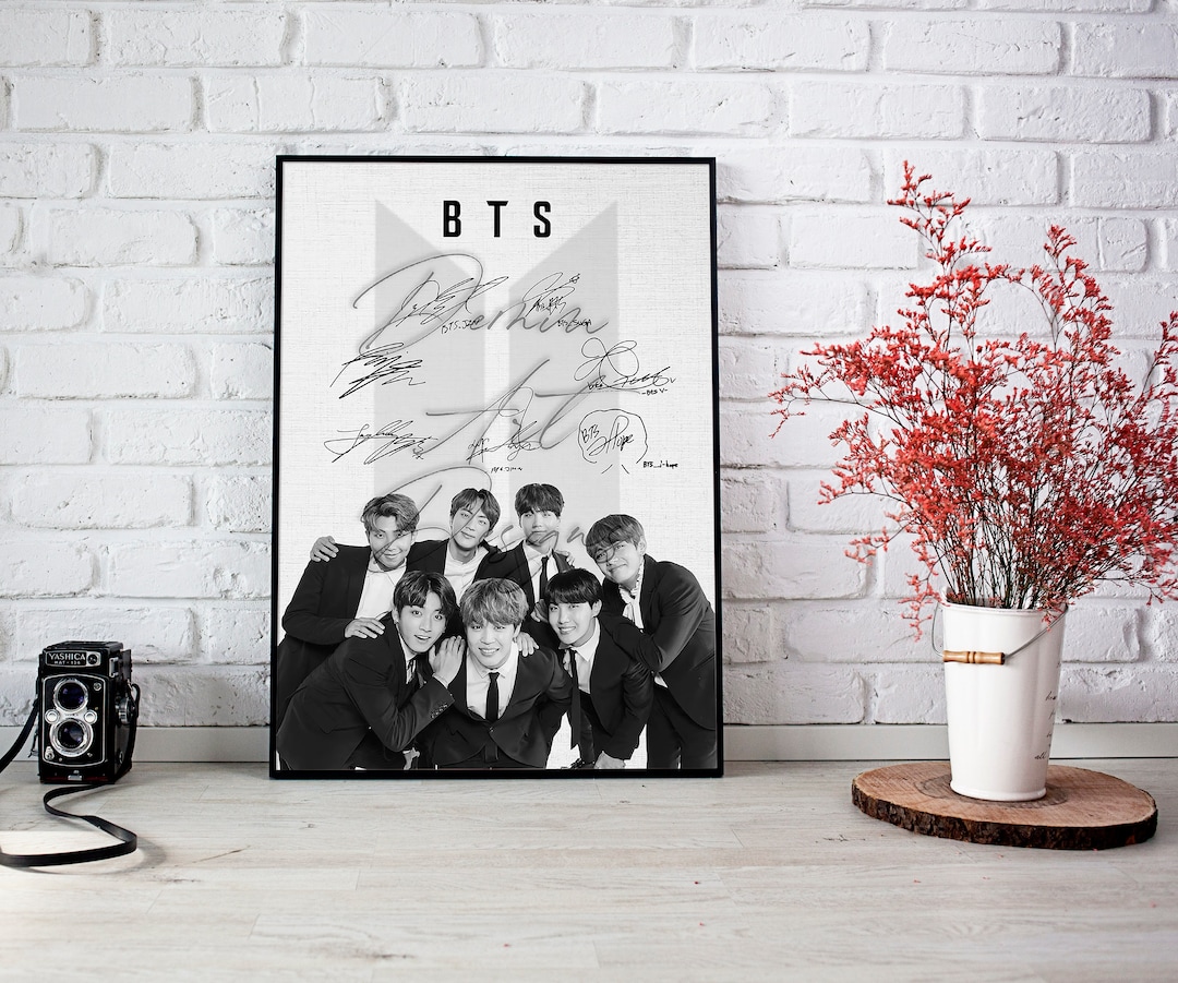 BTS 直筆サイン　ポスター il_1080xN.5539432550_os1r.jpg
