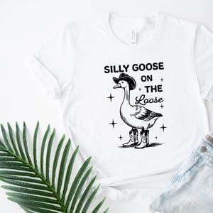Retro Comfort Silly Goose Shirt, Silly Goose On The Loose, Funny Cowgirl Shirt, Funny Western Tee, Funny Graphic Tee, 90s Aesthetic Shirt