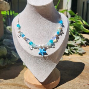 Wave to Earth necklace