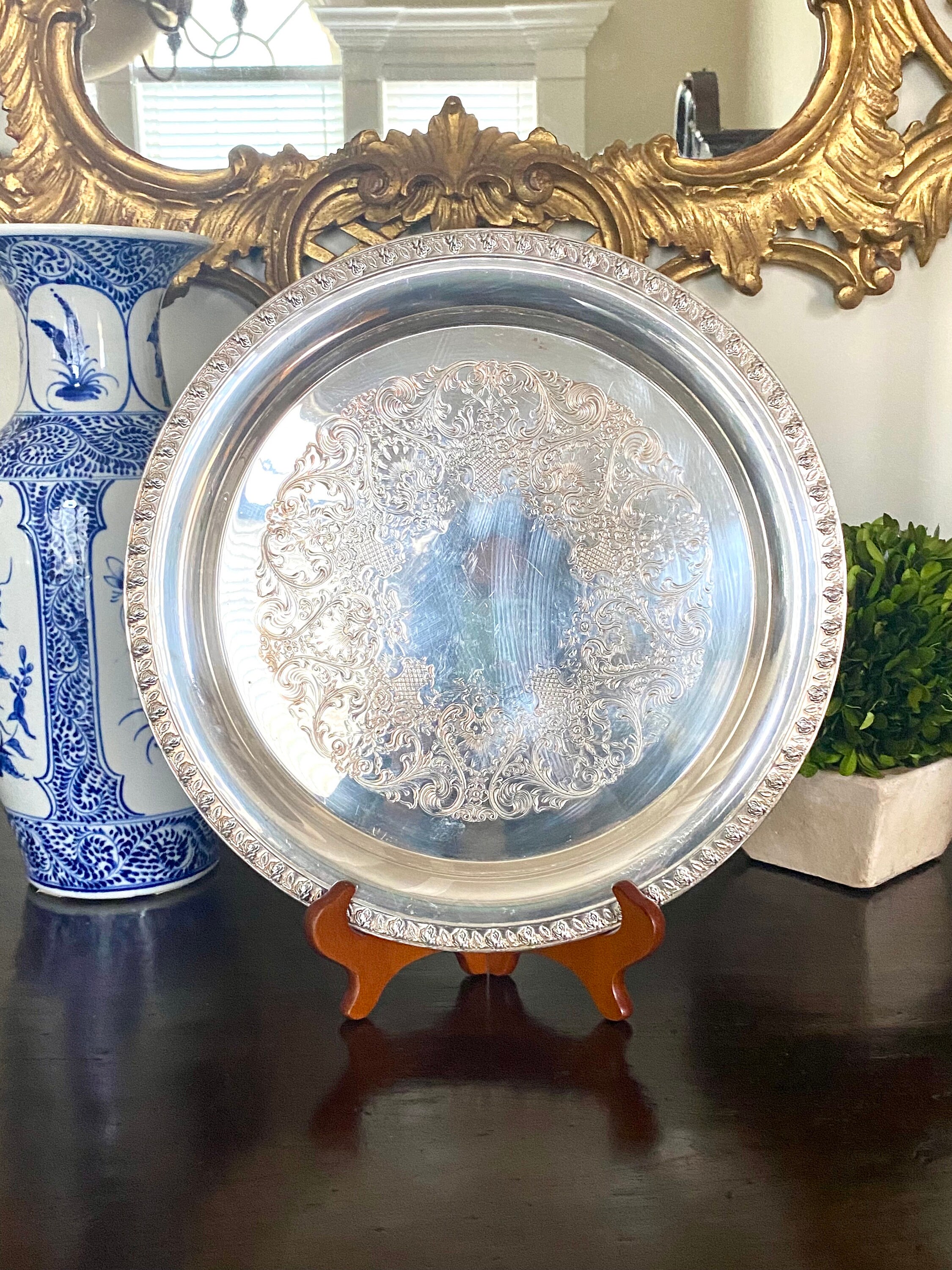 Vintage Wm Rogers & Sons Silverplate Victorian Rose 1981 24
