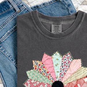 Patchwork Flower T-Shirt | Quilt Block tee | Vintage Feedsack  Fabric Upcycle | Appliqué Print