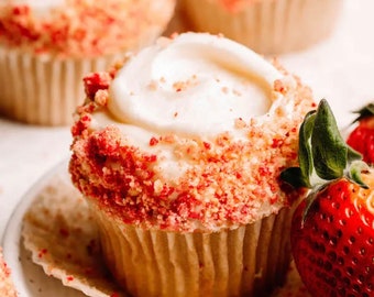 BEST RECIPE Strawberry Crunch Cupcakes | Homemade Recipes | Dessert Recipes | Gourmet Recipes | Bakery Style | Strawberry Recipes