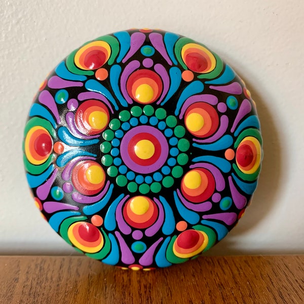 Mandala Rock - Etsy