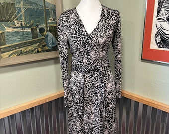 Size Small Vintage 1990's Diane Von Furstenberg 100% Silk Wraparound Dress  With Spiderweb Design - Etsy