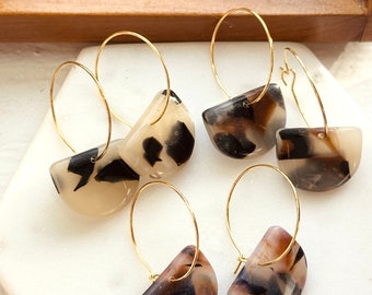 Tortoiseshell Semicircle Hoop Earrings