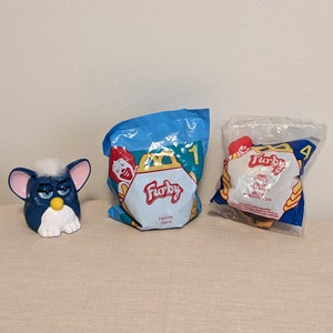 Nieotwarte zabawki Furby z lat 90. McDonald's. Zestaw 3 Furby z 1998 r., w tym Owl. Zabawna kolekcja pamiątek retro Furby. Zabytkowe Furby.
