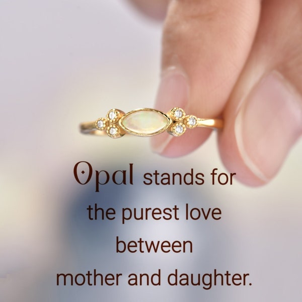 The Purest Love Matching Oval Cut Opal Ring,Mother And Daughter Opal Ring,Silver Ring,Mom Ring,Daughter Ring,Mother's Day Gift,Gift For Her