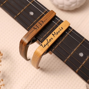 Personalized Metal Guitar Capo Engraved with Name - Music Gift Play Guitar Custom Capo with Wood Grain,Music Gift for Guitarist Musician
