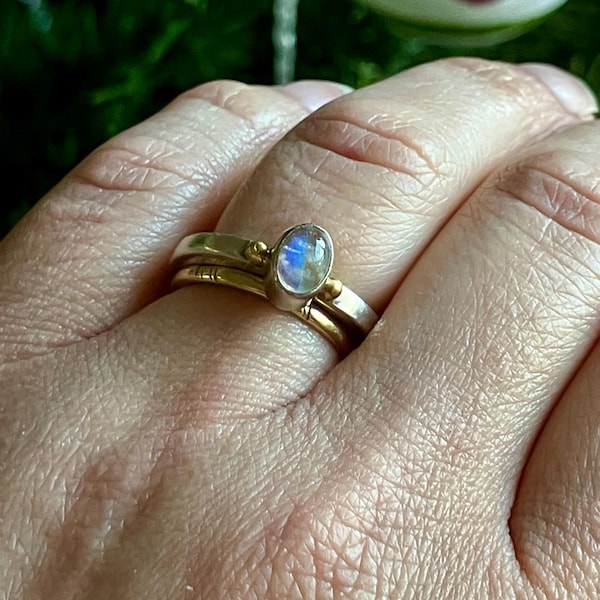 Rainbow Moonstone Ring Sterling Silver Silver 14K Gold Accents Size 7.5