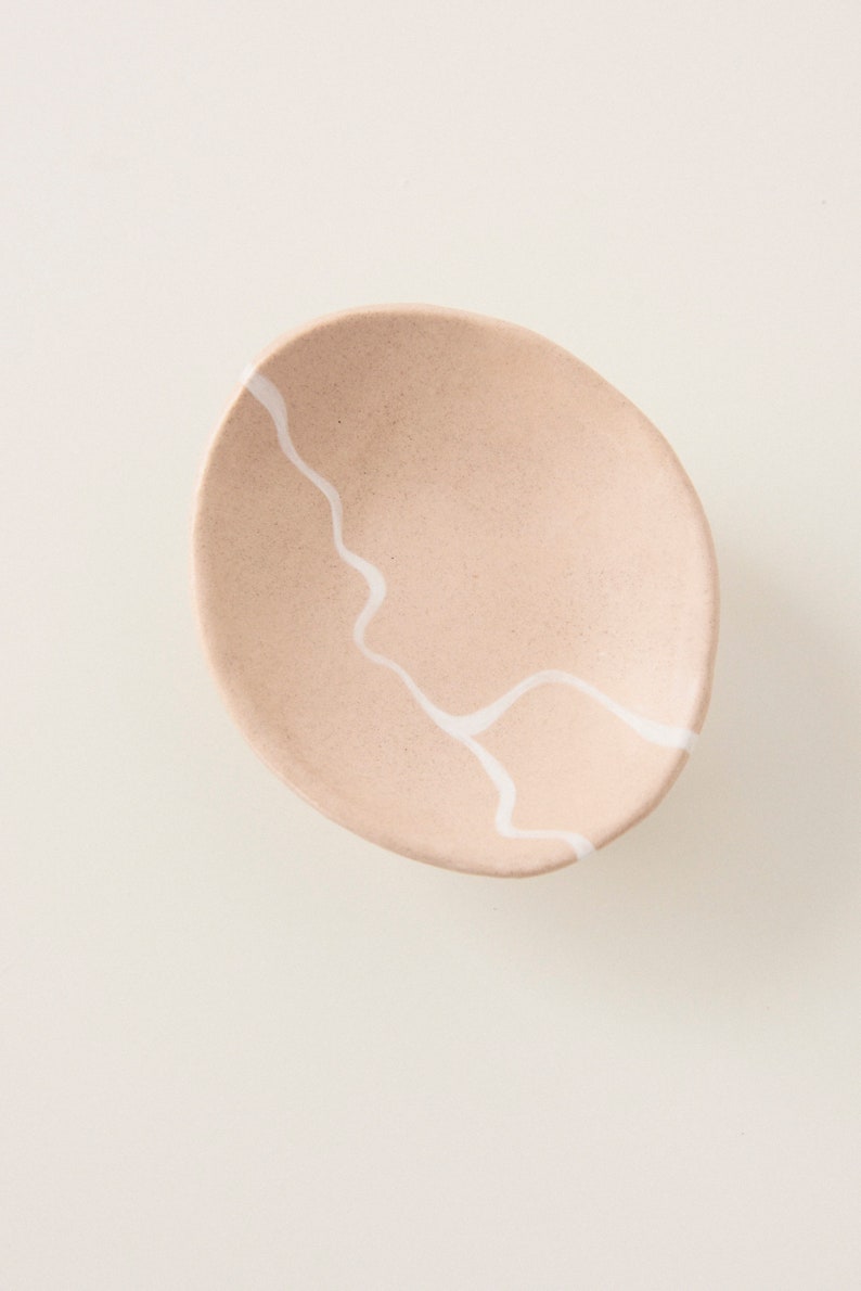 Cracked line ceramic dish image 1