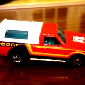 旧いHot Wheels Dodge ダッジ D-50 リアルライダース 1979 Hot Wheels Vintage Dodge D50 Truck Real Rider Hi-Raker