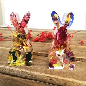 Yellow or Red Flower Bunny, Handmade Resin Bunny, Floral Easter Rabbit, Desk Decor, Botanic Rabbit Figurine with Heart, Resin Easter Bunny