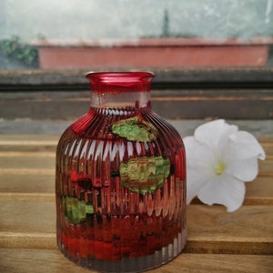 Small Bud Vase | Resin vase | Boho Decorative Vase | Potpourri vase |  Minimalistic Vase | Dried fruit and flower vase |  Handmade vase