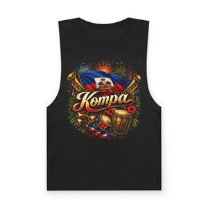Puede incluir: Camiseta sin mangas negra con un gráfico colorido que presenta la bandera haitiana, instrumentos musicales y la palabra "Kompa" en escritura cursiva. El diseño incluye trompetas, tambores y elementos florales, sobre un fondo de fuegos artificiales.