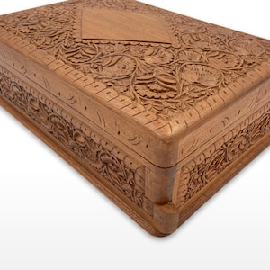 Handmade Wooden Jewelry Box, Personalized Engraved Gift Box, Hand-carved Wood Box, Rustic Wooden Keepsake Box, Gift for Women, Gift for Her