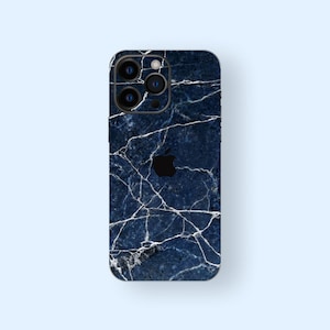 Tiefblaue Marmor iPhone Hülle | Stilvolle Textur iPhone Pro Aufkleber | Elegante Marmor Design iPhone Hülle | Polierte Optik iPhone Hülle
