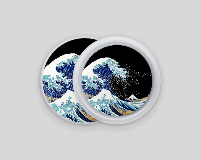 Ukiyo-e Great Wave Apple AirTag Skin, Japanese Classical Art, Durable Protection with Ukiyo-e Design, Dark Theme AirTag Decal, Quick Apply