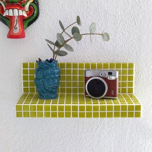 Tile shelf