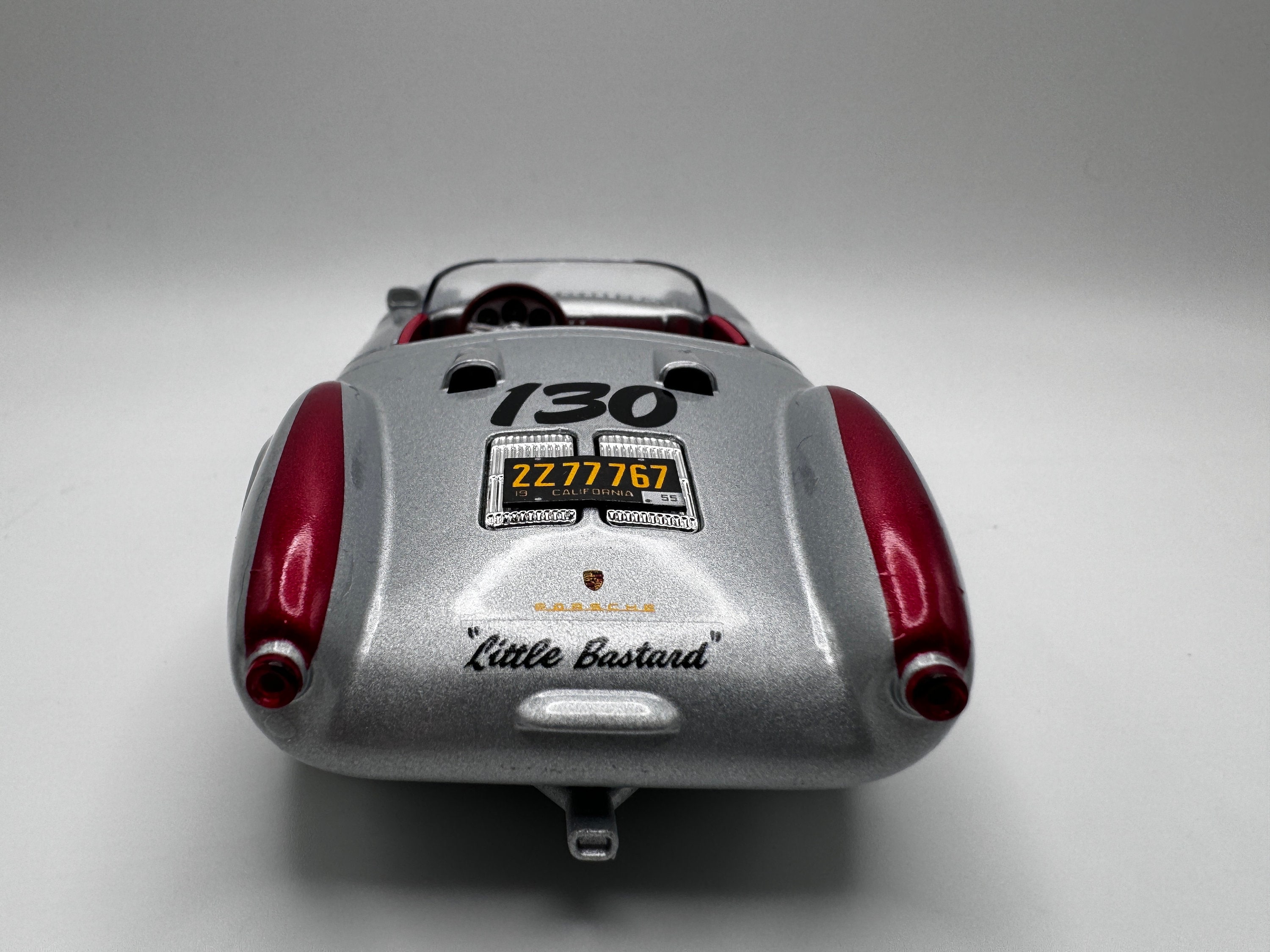 ジェームスディーンが愛したPORSCHE 550A SPYDER ミニカー マイスト ミニカー ポルシェ 550 Spyder 1/18 Maisto Porsche