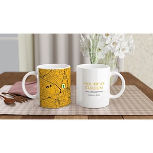 Molineux Stadium Tasse, Heimat der Wolverhampton Wanderers | WWFC | Das perfekte Geschenk für einen Wolf-Fan