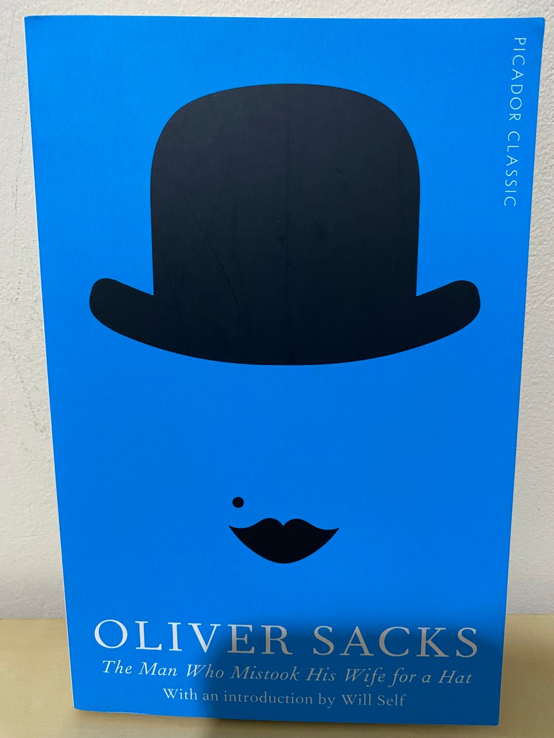 The Man Who Mistook His Wife for a Hat, Oliver Sacks, Neurology Popular Science Humanity