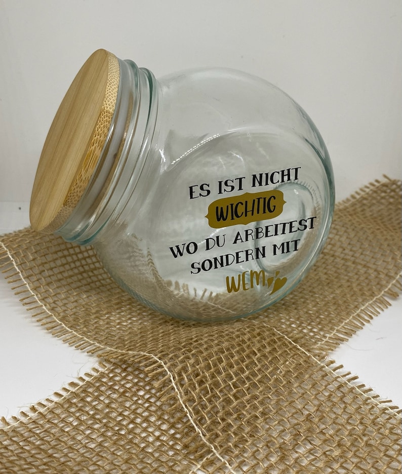 Personalisiertes Vorratsglas Bonbon mit stilvollem Holzdeckel Bild 1
