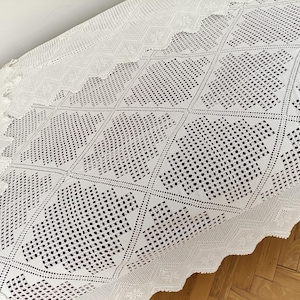 White Crochet Lace Bedspread – Handmade Cotton Lace Coverlet, 210x220 cm with Pillow Covers