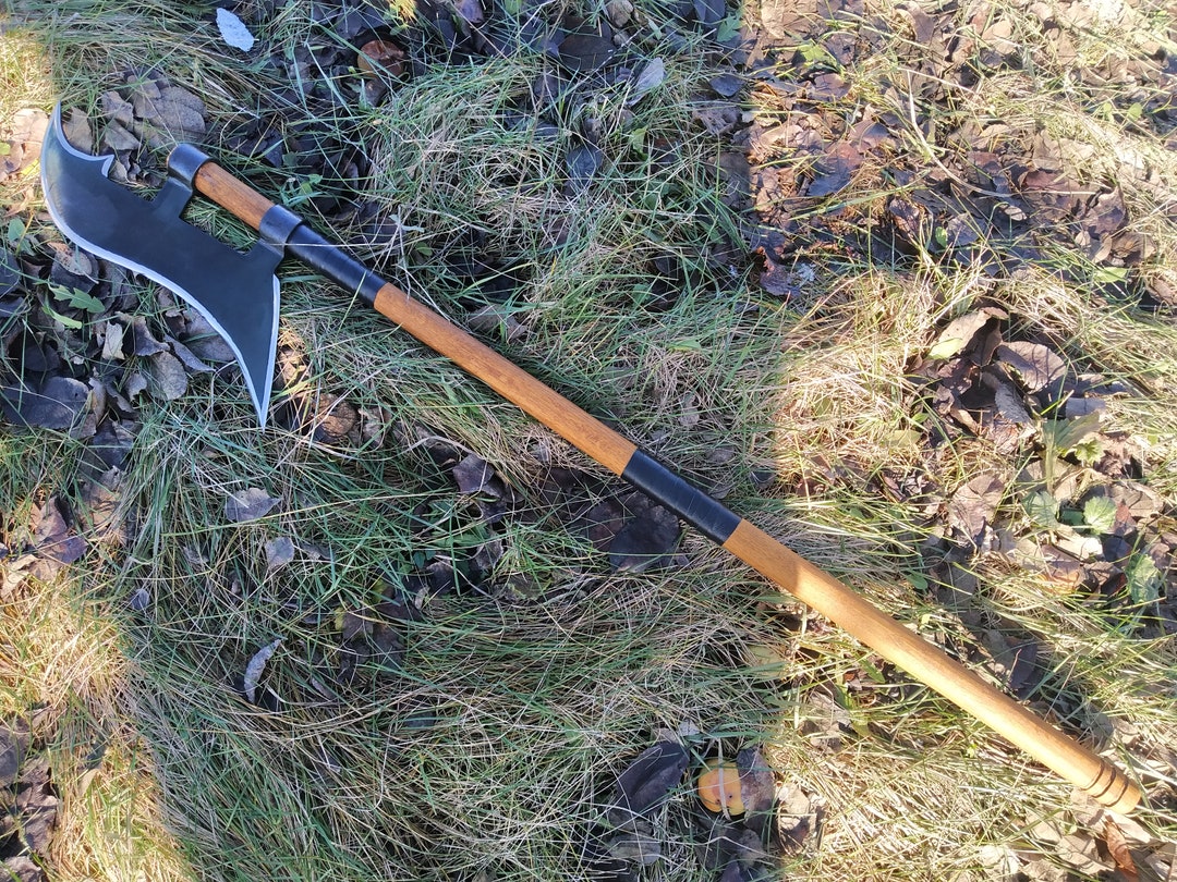 Vulge, Alebartha, Royal Guard Ax, Iron Gift, Twohanded Axe