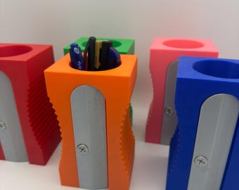 3D Gedruckt Riesen Bleistiftspitzer Schreibtisch Organizer: Neuheit Büro Dekor