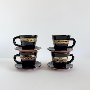 BUŁGARSKI TROYAN Redware 4 filiżanki do kawy/herbaty ze spodkami! * Kolekcjonerska sztuka ludowa, ręcznie robiona