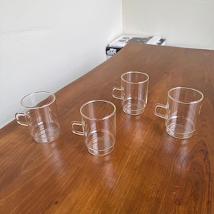 Juego de 4 tazas de café de cristal vintage de mediados de siglo