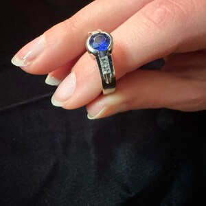 Gorgeous Sapphire and Diamond Ring image 2