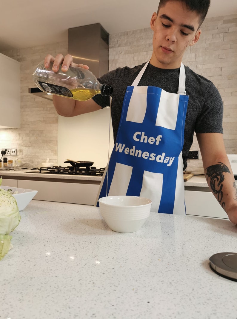 Sheffield Wednesday Apron Gift image 4