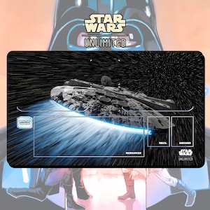 Tapis de jeu JCC Star Wars : Unlimited Millennium Falcon Hyperspace - 24 x 14 po. (600 x 350 mm) - Jeu de cartes à collectionner