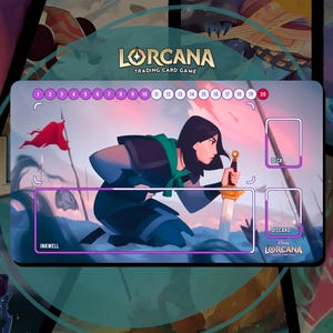 Tapete de juego Lorcana TCG - Mulan Soldado herido - 24" x 14" pulgadas (600 x 350 mm) - Juego de cartas coleccionables