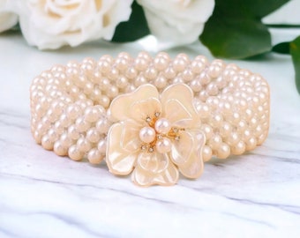 Pearl with flower belt,Elegant Wedding and Evening Accessory,Individual belt,Beaded belt,White Pearl belt,Classick beaded belt,Gift for Her.