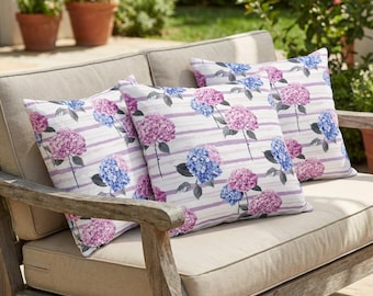 Roze buitenkussen met hortensia: waterdicht terrasdecor, dubbelzijdige print