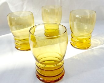 Colored glasses. Antique glasses. Vintage glasses. Crystal glasses. 70s glass glasses. Kitchenware. Colored glassware