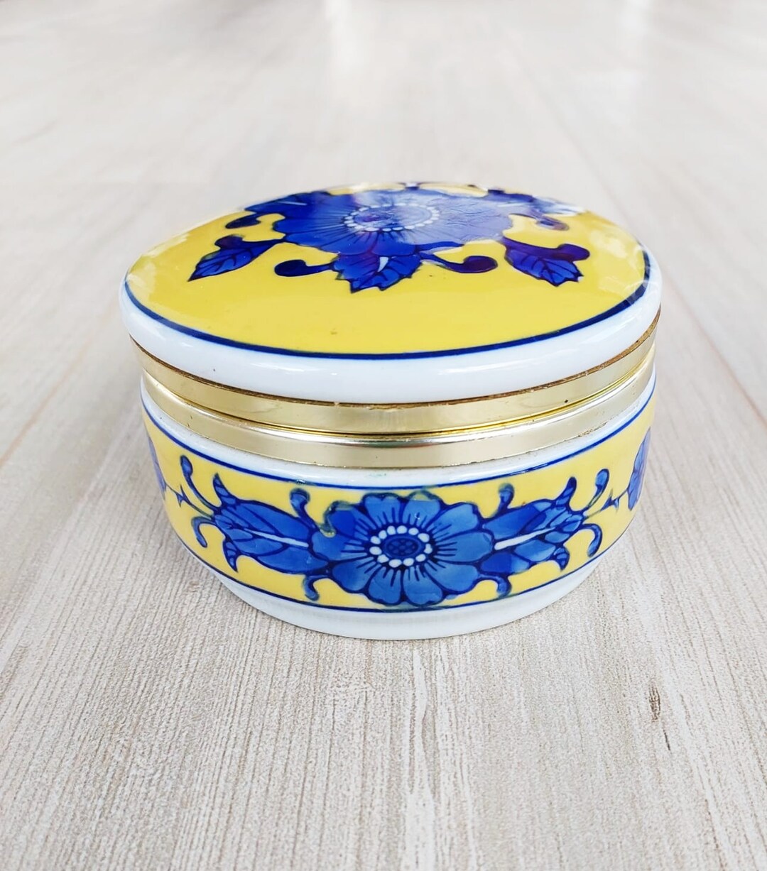 Porcelain Jewelry Box Old Box Antique Ceramic Box. Antique Jewelry Box Vintage Jewelry Box