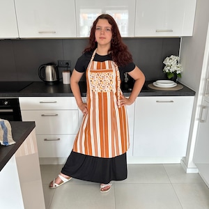 Rustic kitchen apron for women - Thick cotton apron with pocket - Handmade fall cooking apron - New home gift - Modern farmhouse style