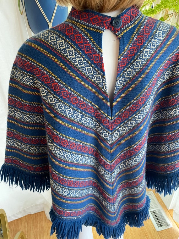 Vintage 1970’s Bobbie Brooks Poncho - image 7