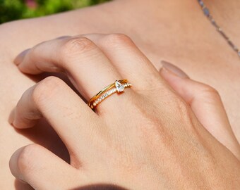 Minimalist Teardrop Ring: S925 Silver, 18K Gold Stackable Ring Set